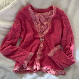 Vintage Y2K Pink Silk Lined Ruffled Trim Cashmere Cardigan w Decorative Clasp